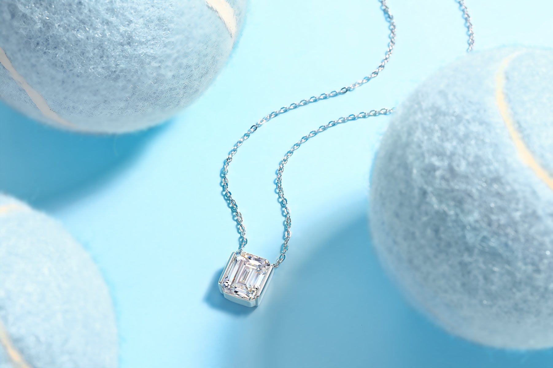 The Brilliance In A Small Space - A Fashionable Jewelry Pendant Set With Moissanite S925 Sterling Silver And Platinum-plated Diamond, Moissanite Silver Jewelry