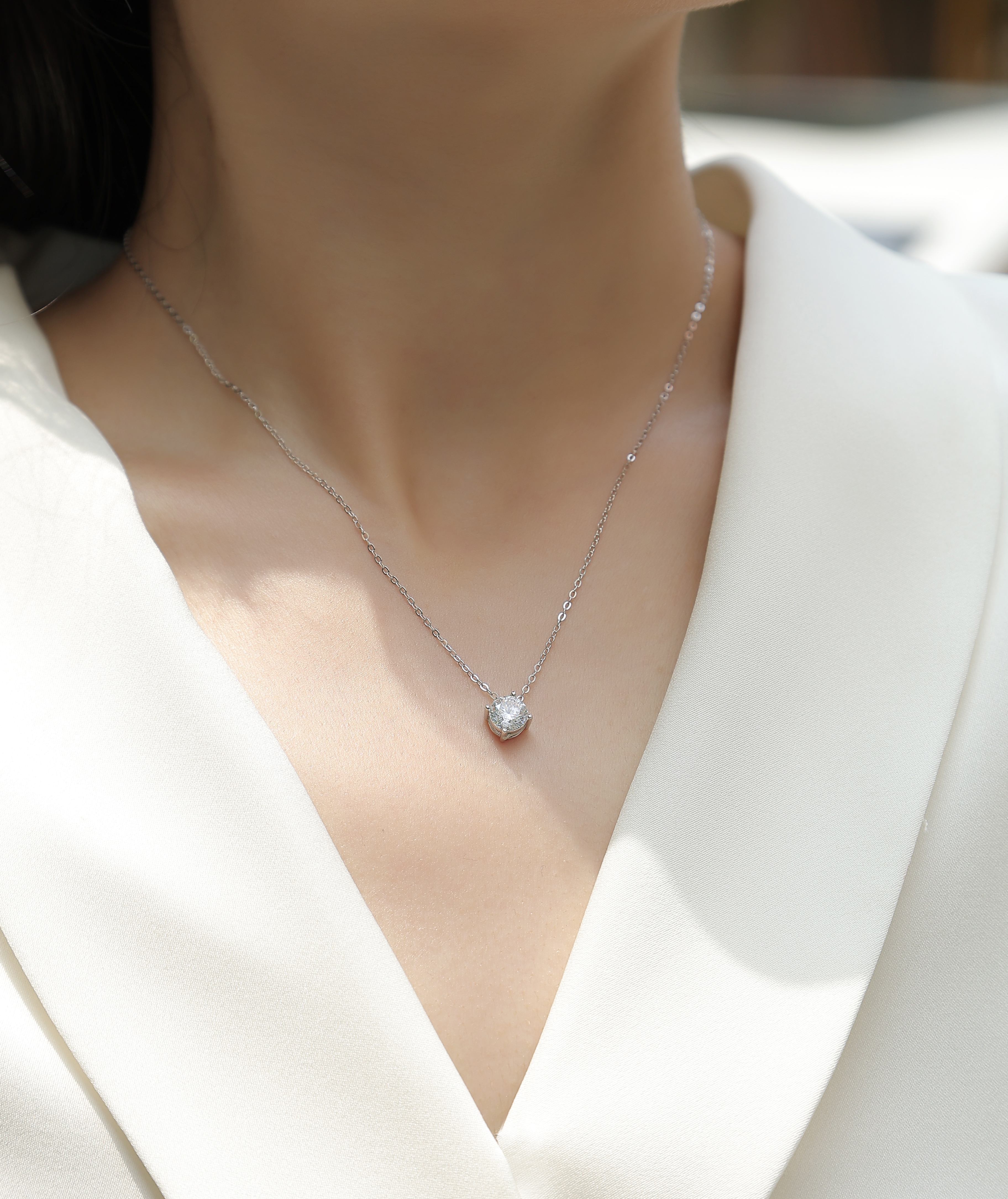 True Heart - A Fashionable And Luxurious Diamond Jewelry Pendant Set With 1-carat Moissan Diamond S925 Sterling Silver