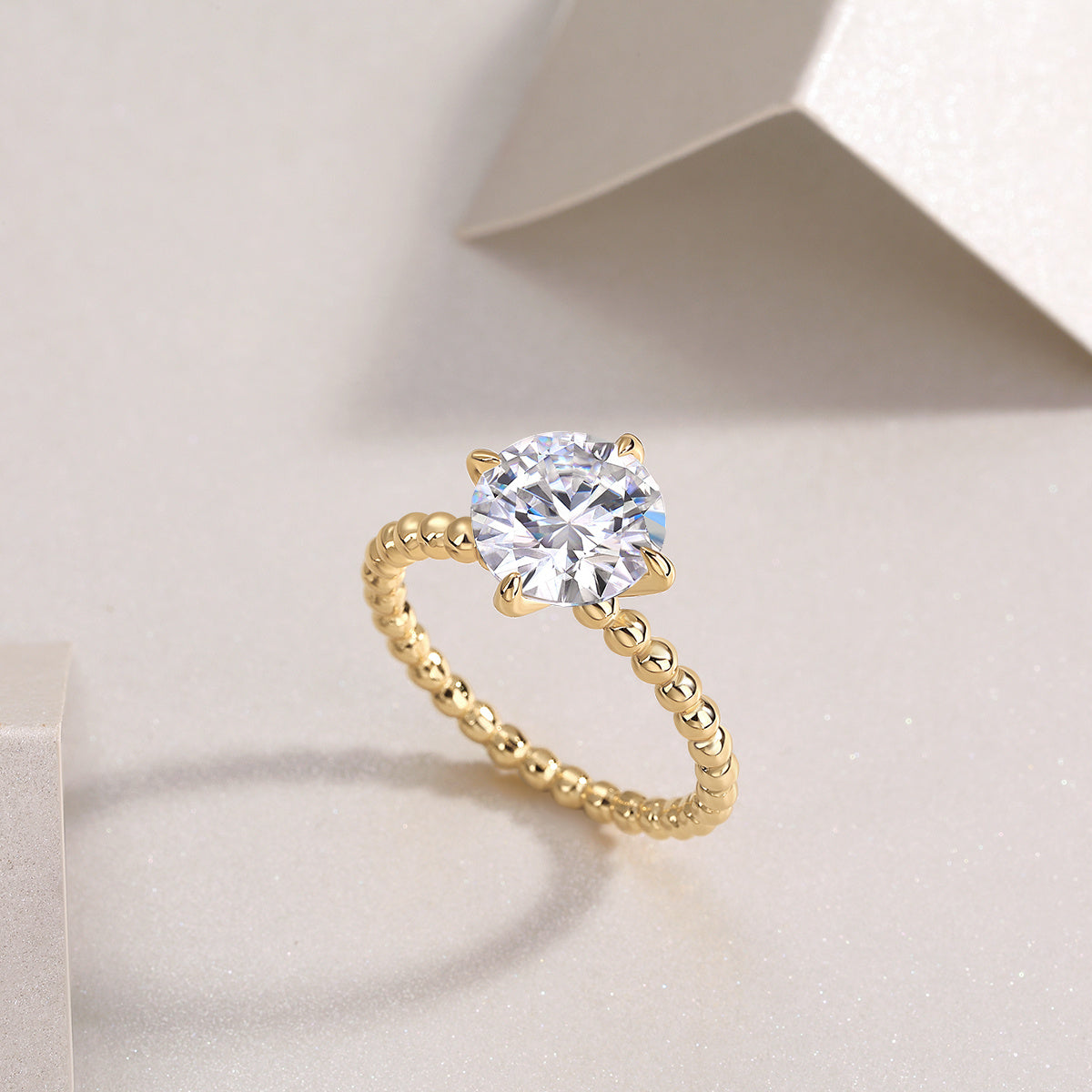 Forget-me-not - A Fashionable And Luxurious Jewelry Piece Set With 3-carat Moissanite S925 Sterling Silver And Gold-plated Diamond