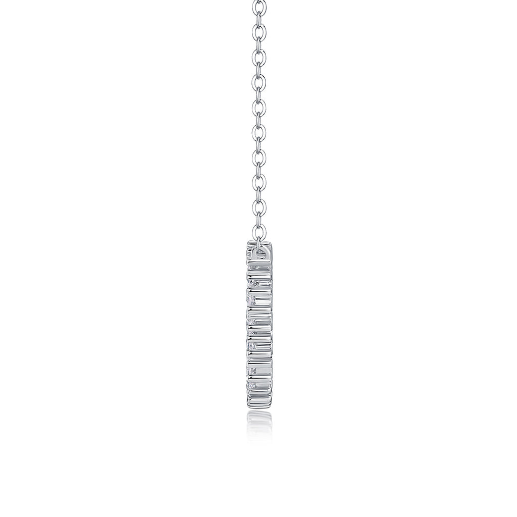 Emerald Water Ripples - A Fashionable And Luxurious Diamond Jewelry Pendant Set With Moissanite S925 Sterling Silver And Platinum Plating