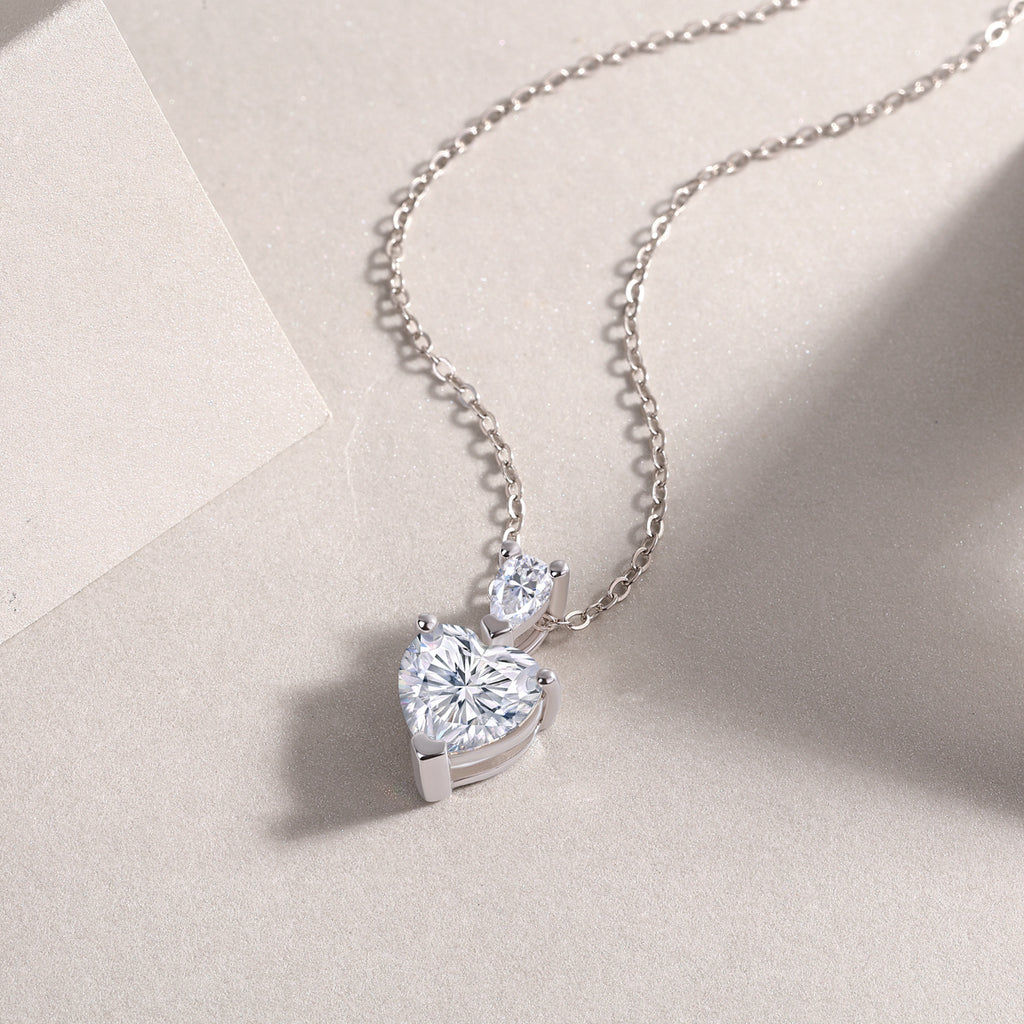 The Beloved Of The Heart - A Fashionable And Luxurious Diamond Jewelry Pendant Set With Moissanite S925 Sterling Silver And Platinum Plating