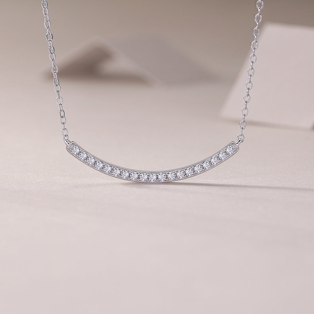 Joy - A Fashionable And Luxurious Diamond Jewelry Pendant Set With Moissanite S925 Sterling Silver And Platinum Plating