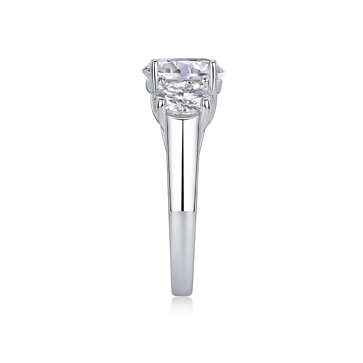 Three Lives Of Fortune - A Fashionable And Luxurious Jewelry Piece Set With 3-carat Moissan Diamond S925 Sterling Silver And Platinum-plated Diamond