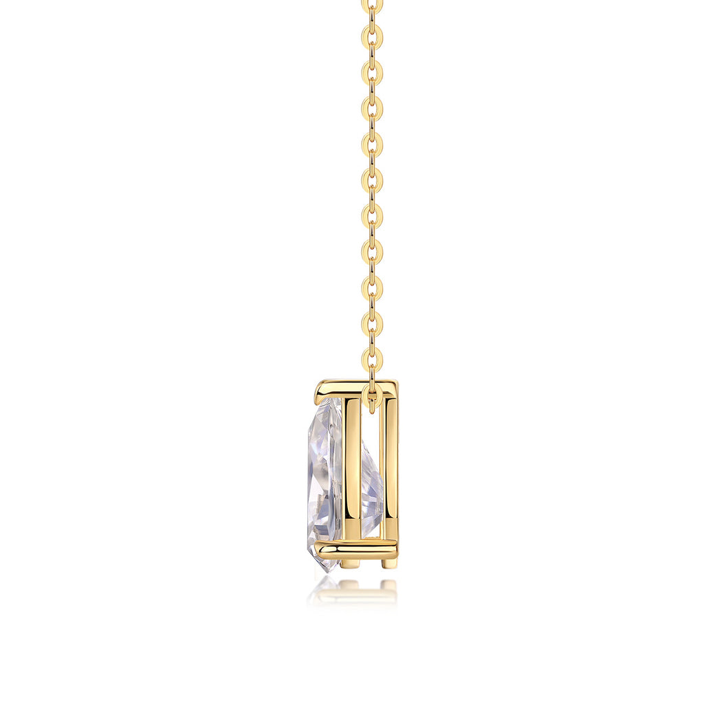 Under The Moon - A Fashionable And Trendy Diamond Pendant Necklace Set With Pear-shaped Moissanite S925 Sterling Silver And Gold Plating