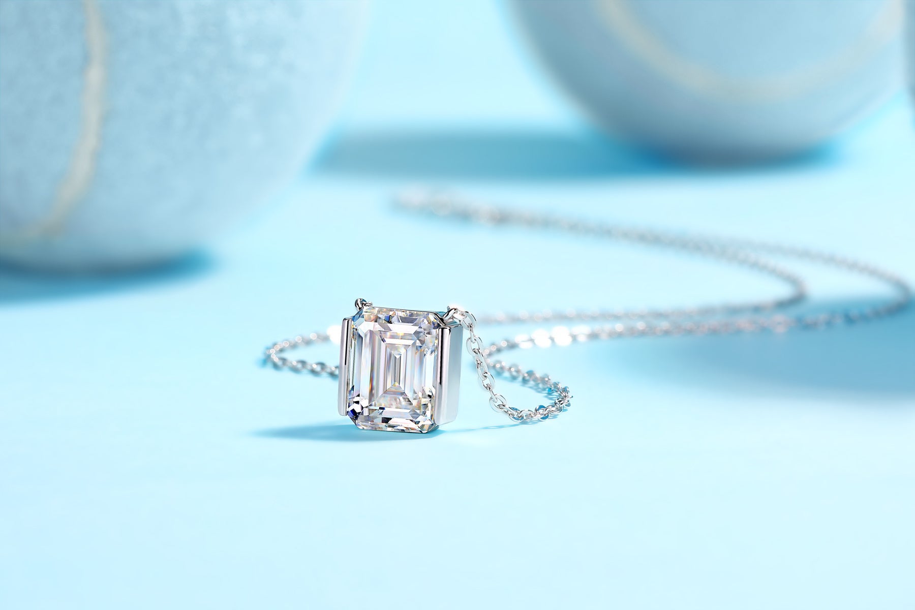 The Brilliance In A Small Space - A Fashionable Jewelry Pendant Set With Moissanite S925 Sterling Silver And Platinum-plated Diamond, Moissanite Silver Jewelry
