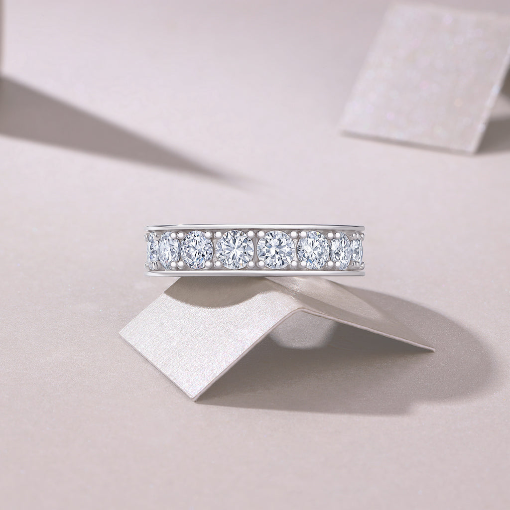 Flowing Clouds Convey Emotions - A Fashionable And Luxurious Jewelry Piece Set With One-third Carat Moissanite S925 Sterling Silver And Platinum-plated Diamond