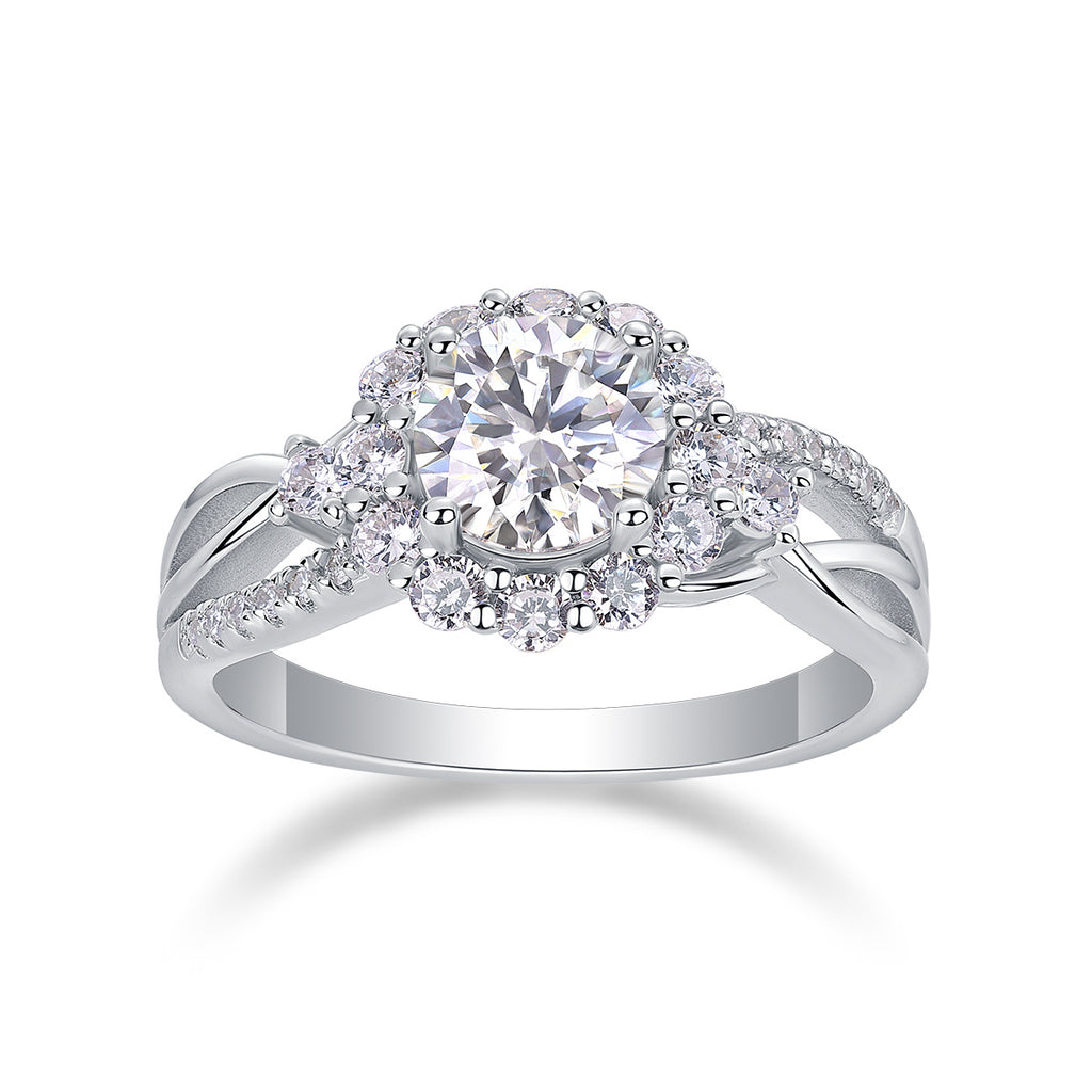 Snow Lotus - A Fashionable And Luxurious Jewelry Piece Set With 2-carat Moissanite S925 Sterling Silver And Platinum-plated Diamond