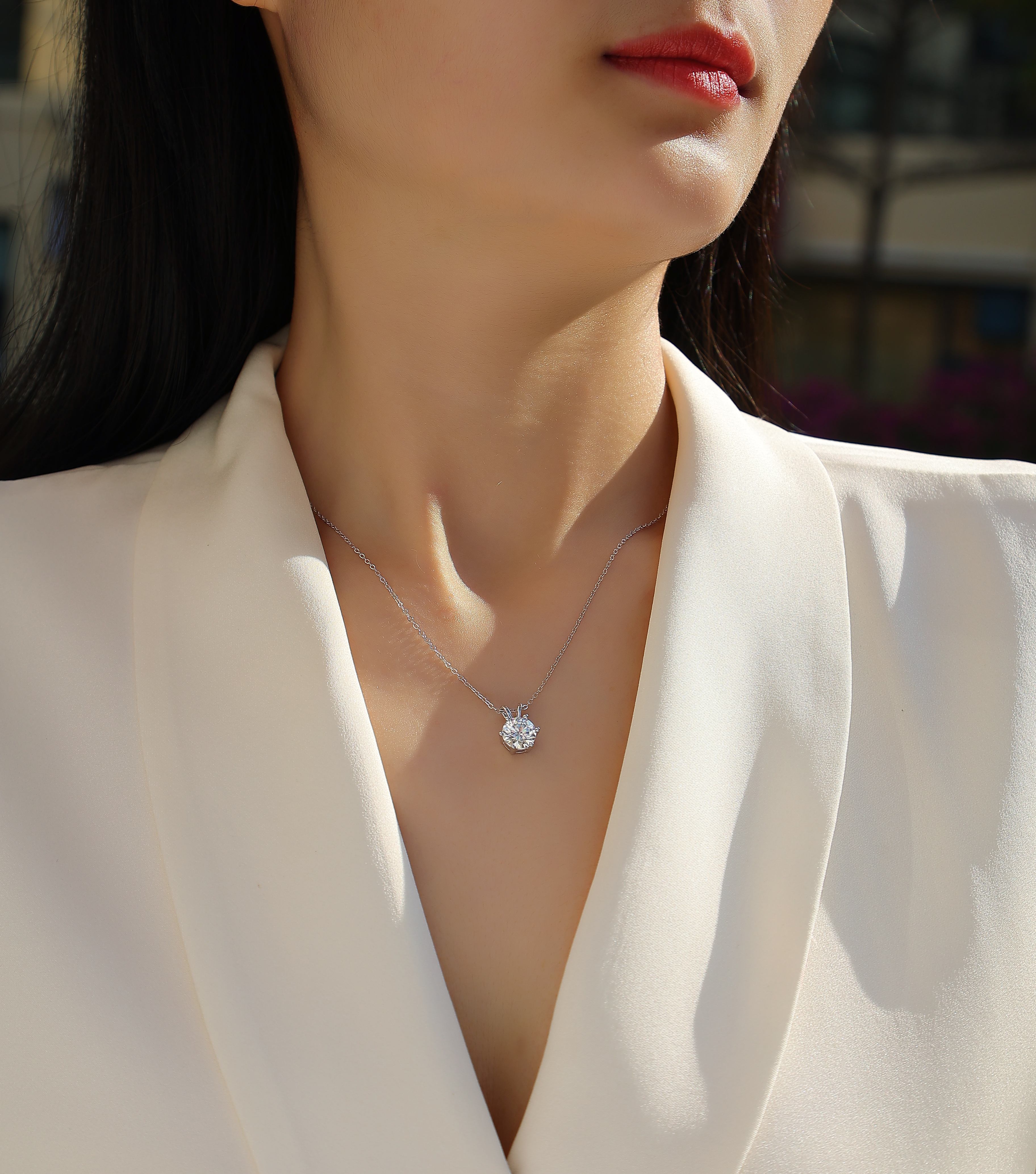 Romantic Mark - A Fashionable And Luxurious Diamond Jewelry Pendant Set With 2-carat Moissanite S925 Sterling Silver